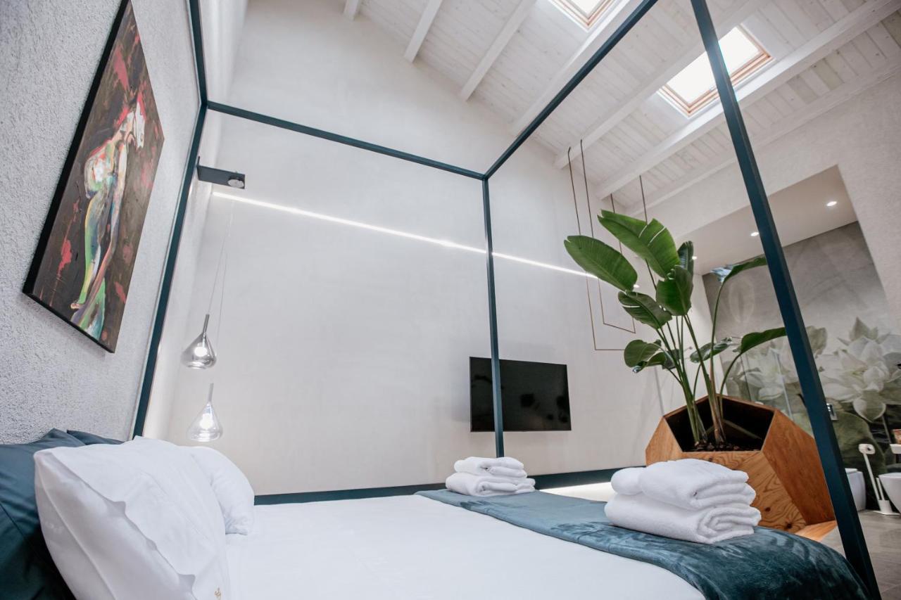 Ficopala Suites Syracuse ภายนอก รูปภาพ