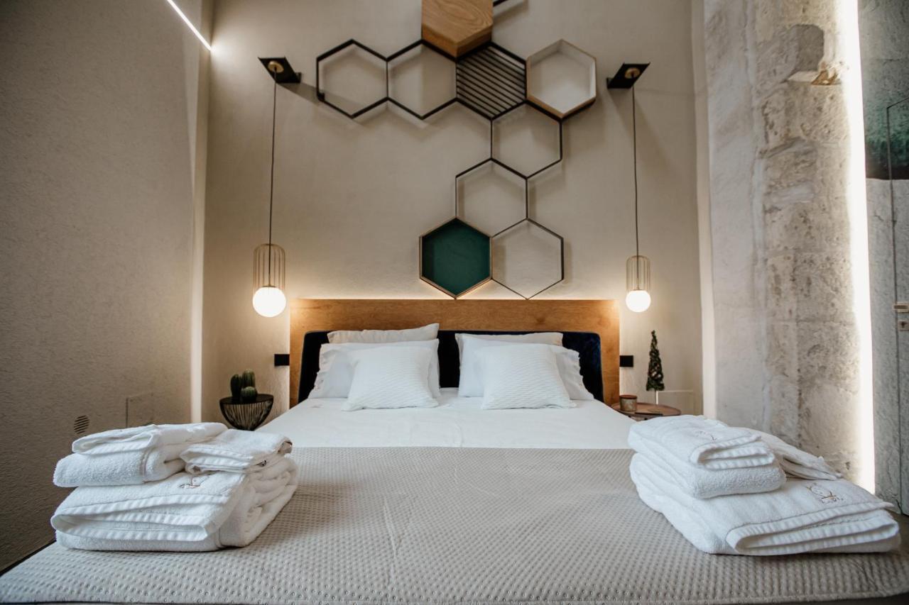 Ficopala Suites Syracuse ภายนอก รูปภาพ